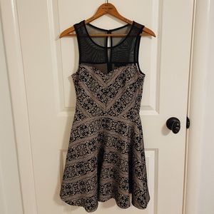 cute party dress!